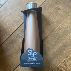Sip by Swell 15 oz tumbler insulated for 24hrs cold & 12hrs hot